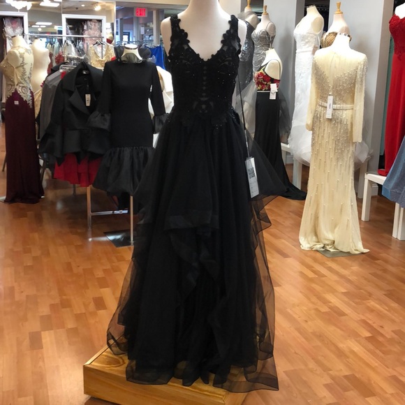 Shail K Dresses & Skirts - ⭐️SOLD⭐️ Black prom dress with mini rhinestones
